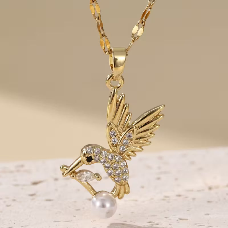 Tyylikäs kolibri-kaulakoru