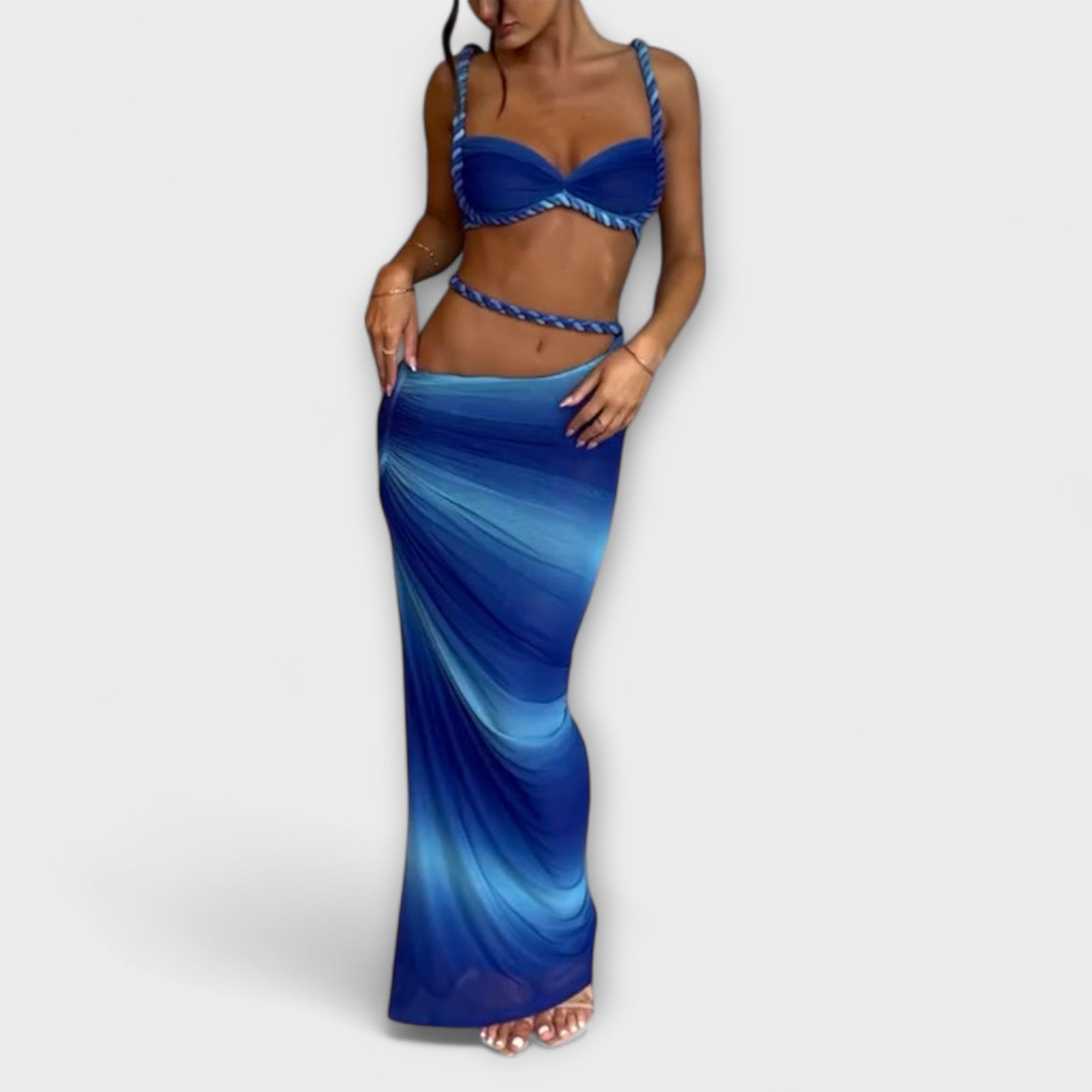 Jane - Tyylikäs gradientti Flet crop-top ja yllähelmainen setti