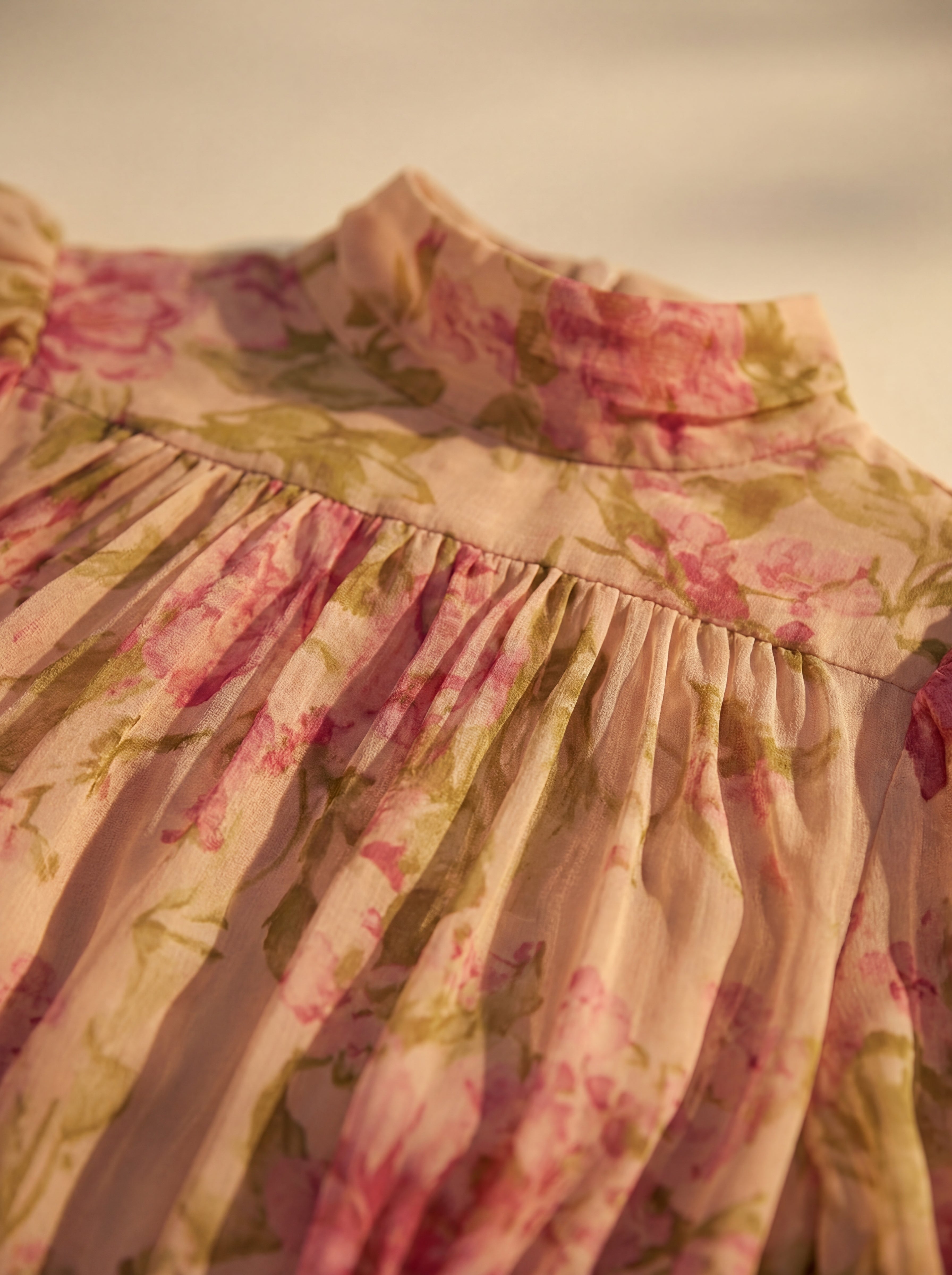 Elegantti Silkkimekko Rosario – Maison Claire et Sylvie