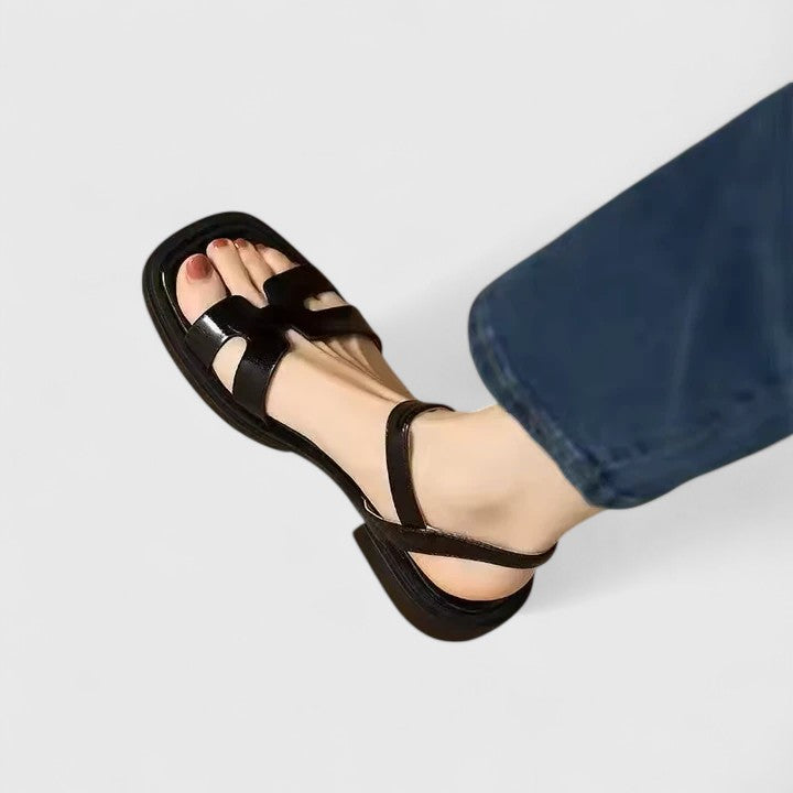 Caelia™ | Klassiset kesäsandaalit
