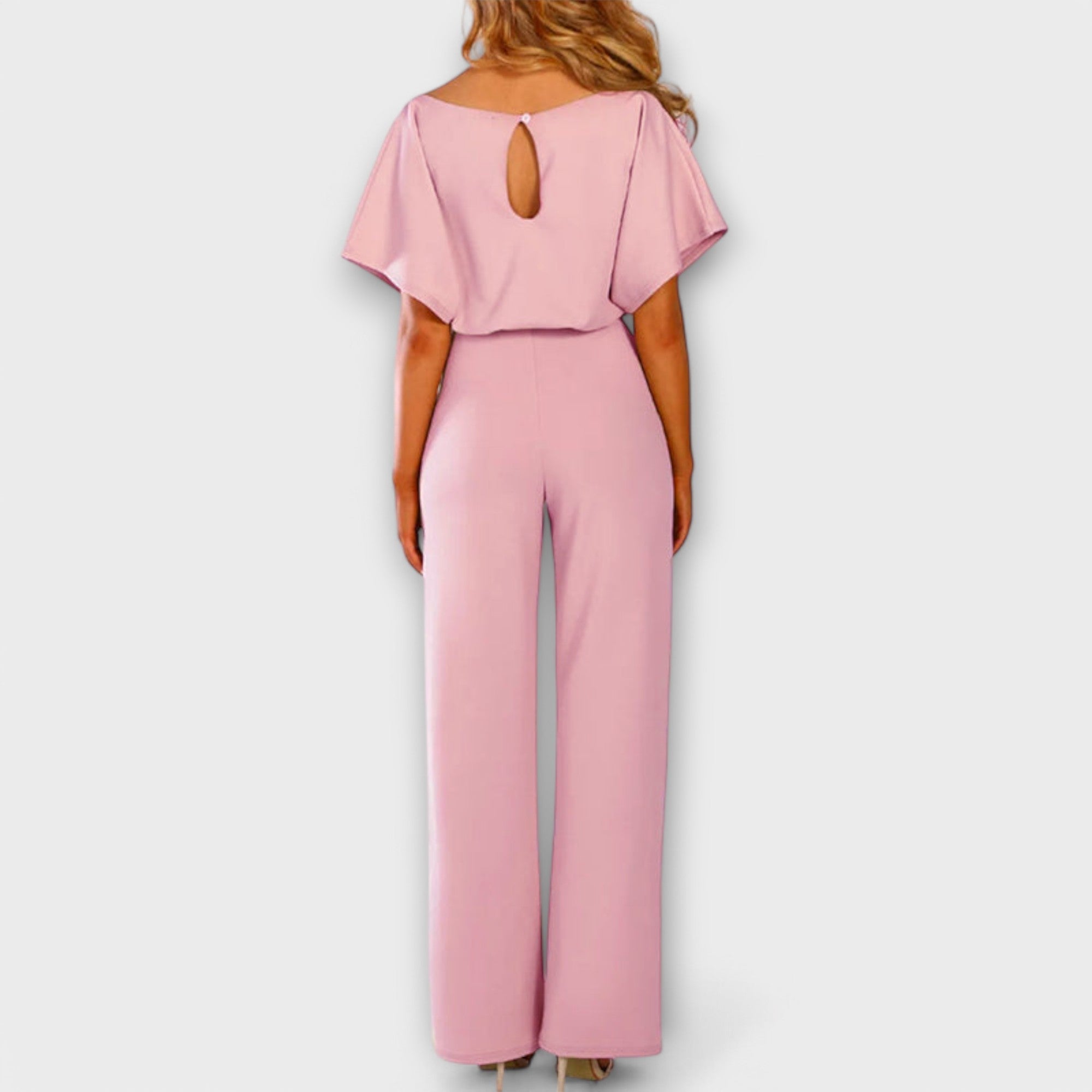 Elegantti ja minimalistinen haalari