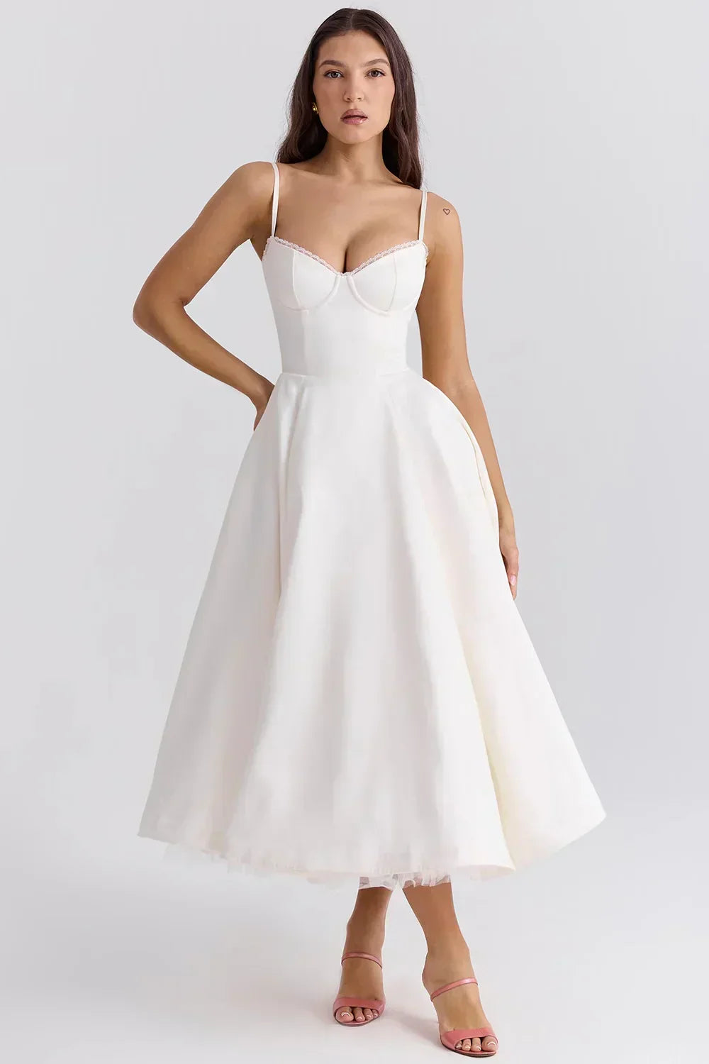 Arielle | Ylellinen Midi-mekko