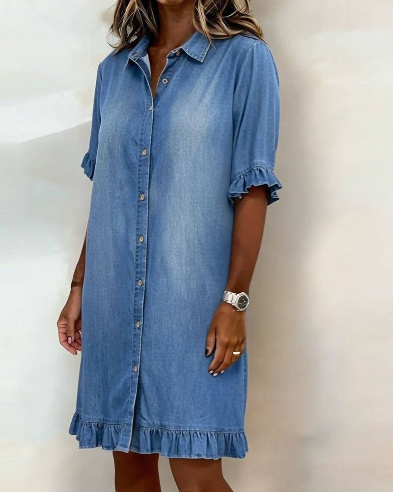 Johanna | Mukava denim-mekko imartelevilla rypytyksillä